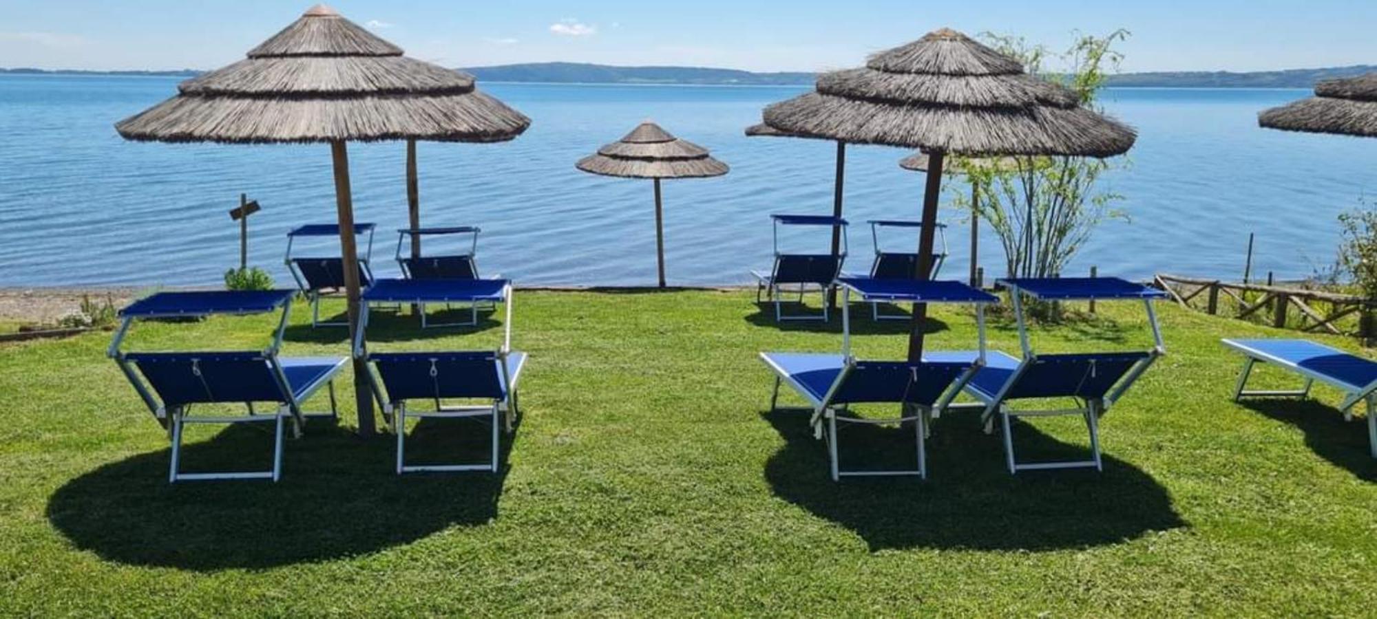 Casa Paolina Nel Centro Di Bracciano Villa Luaran gambar